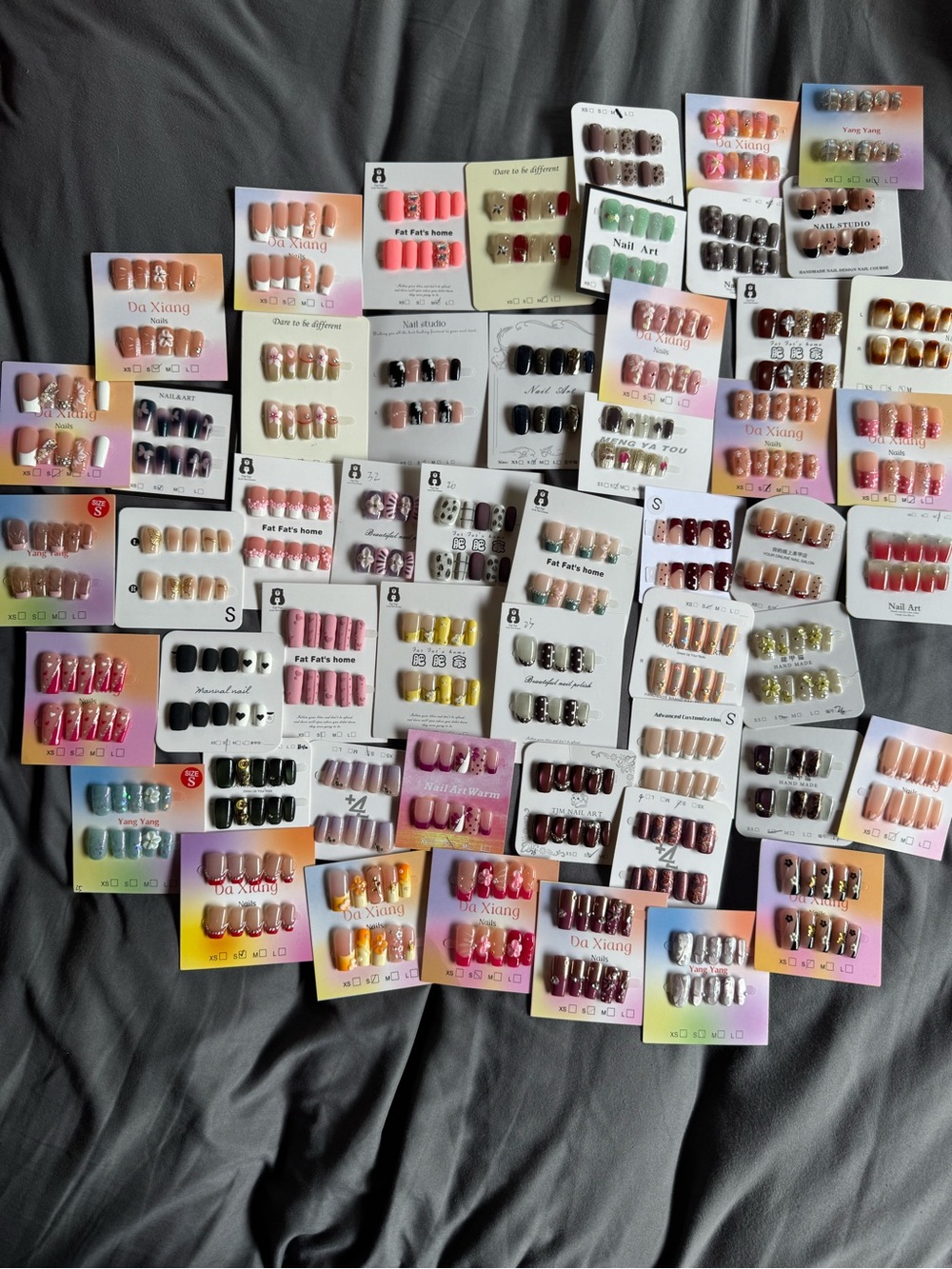 Assorted Press-On Nail Sets — Mixed Colors